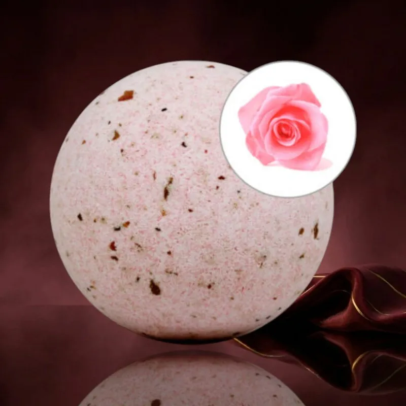 Taloka Badebombe mit Rosenduft und Rosenblüten - 140 gr