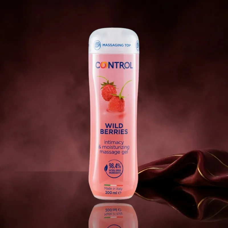 Control 3 In 1 feuchtigkeitsspendendes Massagegel Wildbeeren - 200 ml