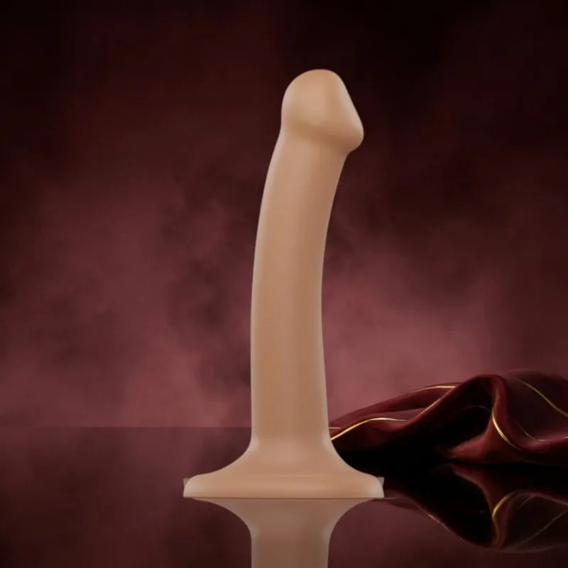 Strap On Me - Buigzame Siliconen Dildo - S